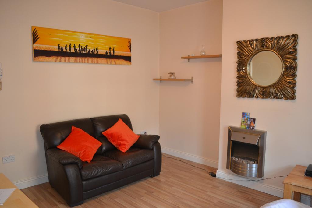 Gordon Street Apartments, City Centre Apartment