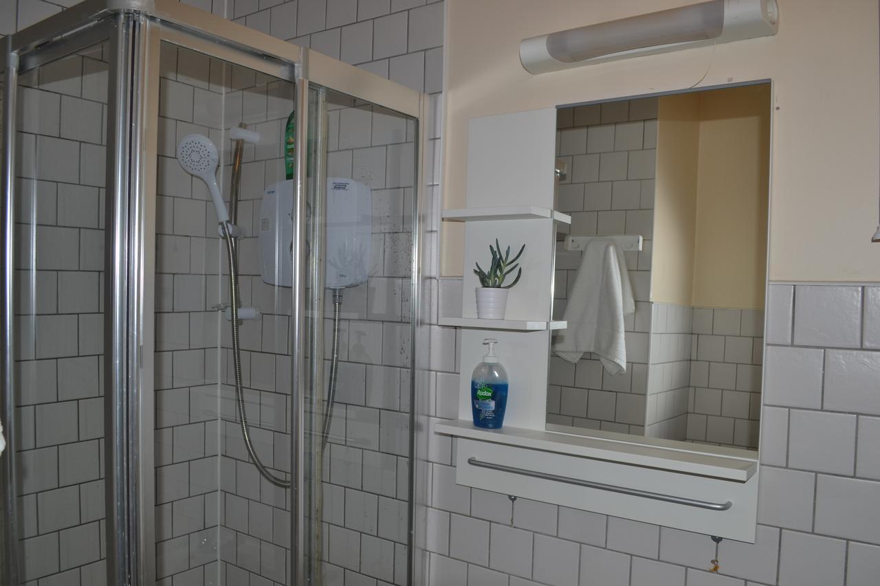 Gordon Street Apartments, City Centre Apartment *